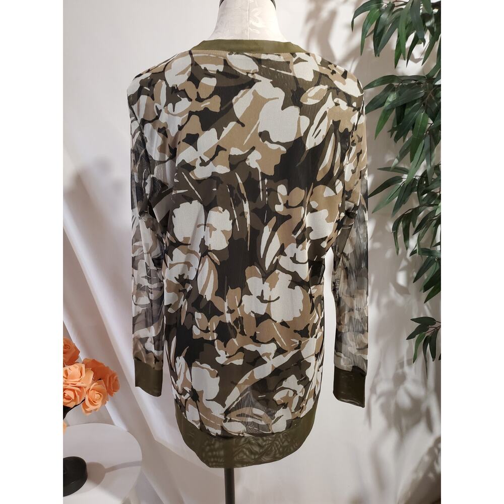 Chicos Floral Camo Mesh Button Cardigan Size 2 US L Olive Green Layer Topper - Picture 3 of 10